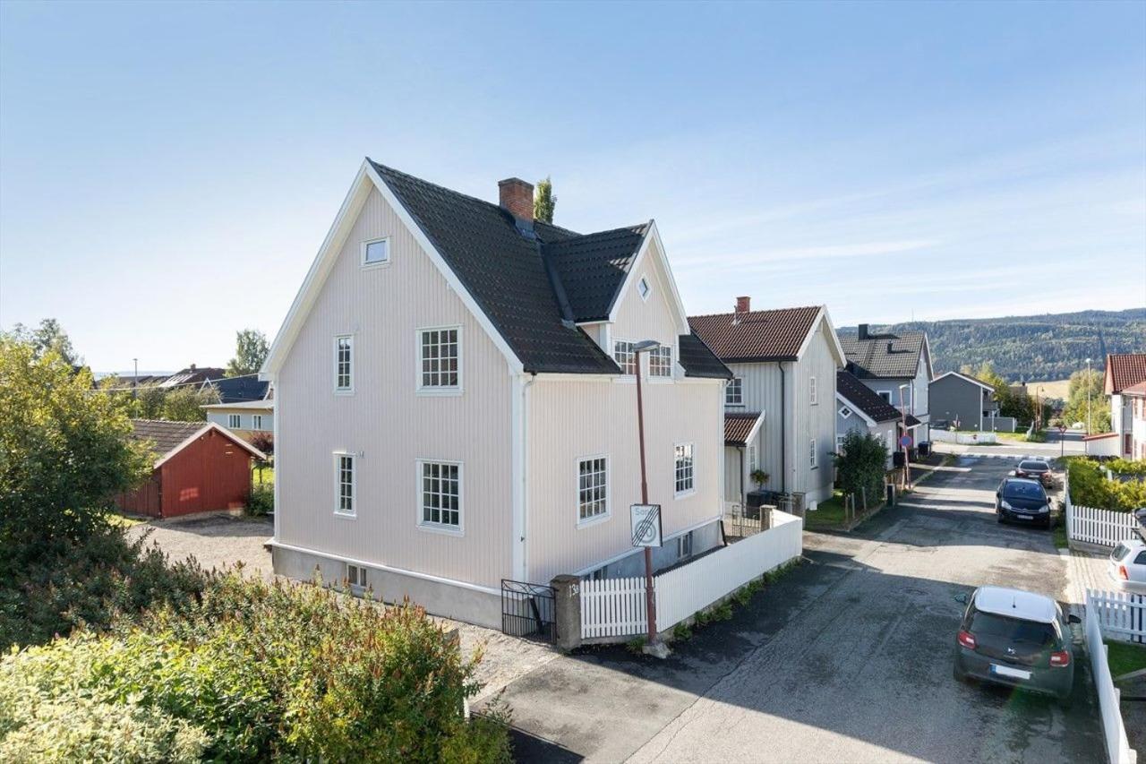 Central, Large And Light Apartment In The Middle Of The City Lillehammer Exterior foto